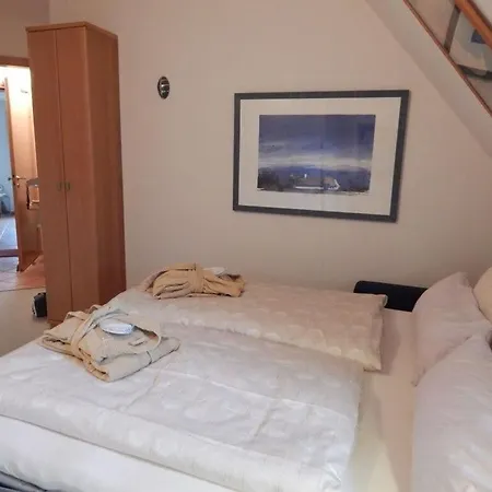 6 Boehler Butendiek Comfortable *