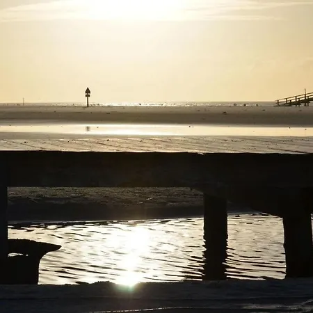 6 Boehler Butendiek Comfortable *